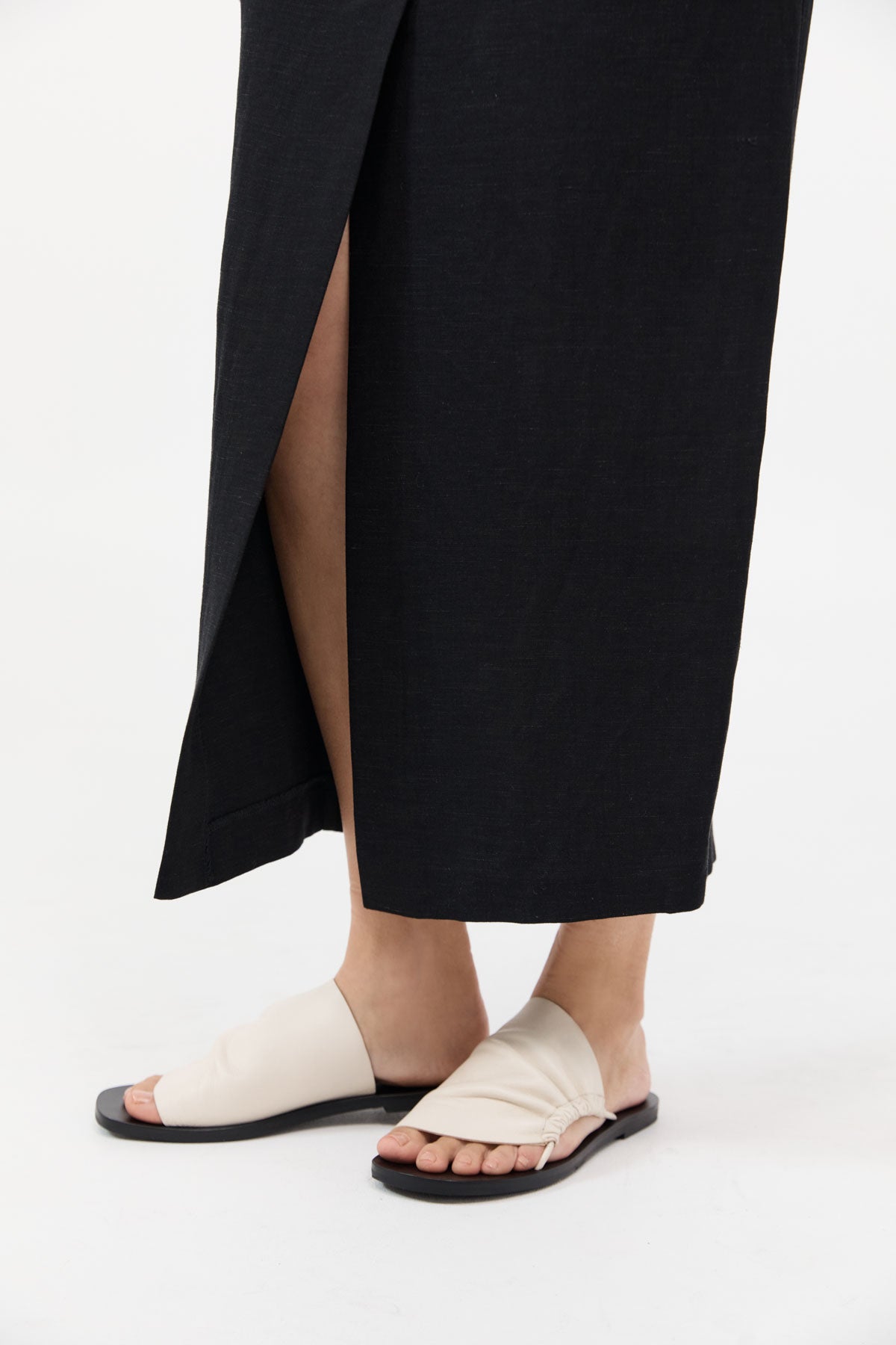 Gathered Slides 皺褶小羊皮涼鞋 （Tofu）