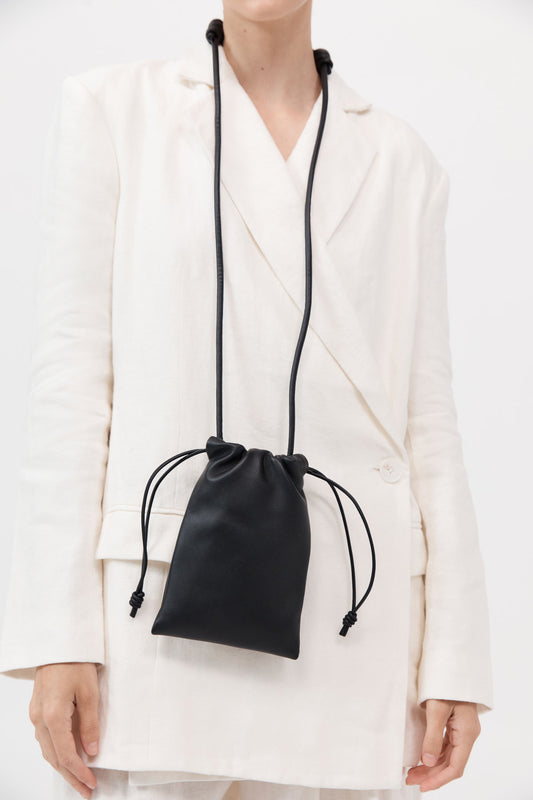 Soft Drawstring Pouch 柔軟皮革小袋 （黑色）