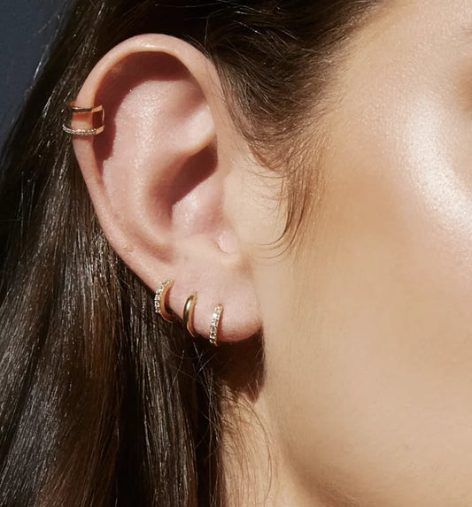 Katerina Huggie Hoop 經典小巧圈型耳環(金)