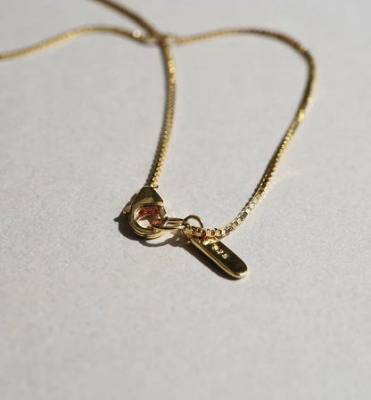 Thin Necklace (Gold)