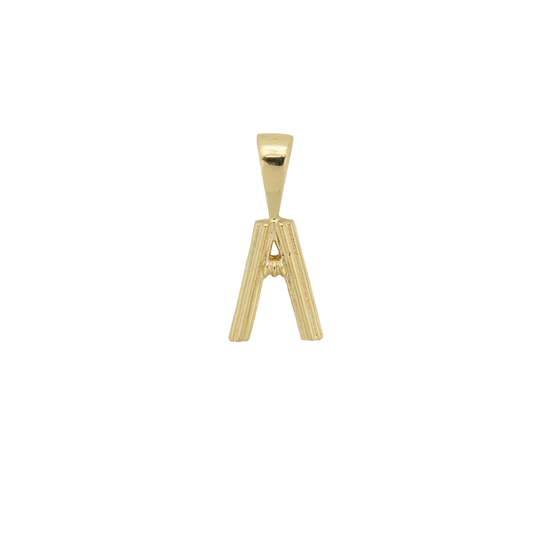 Pyramid Initial Necklace Charm 金字塔初始字母吊飾