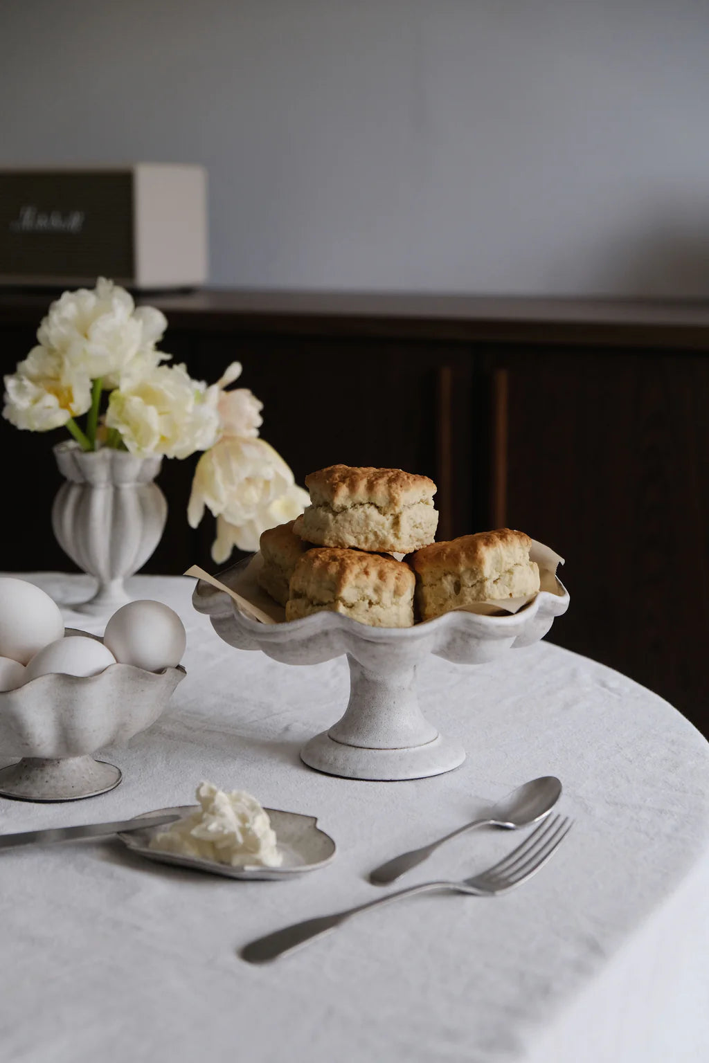 Moonrise Shell Nº14 Serving Stand